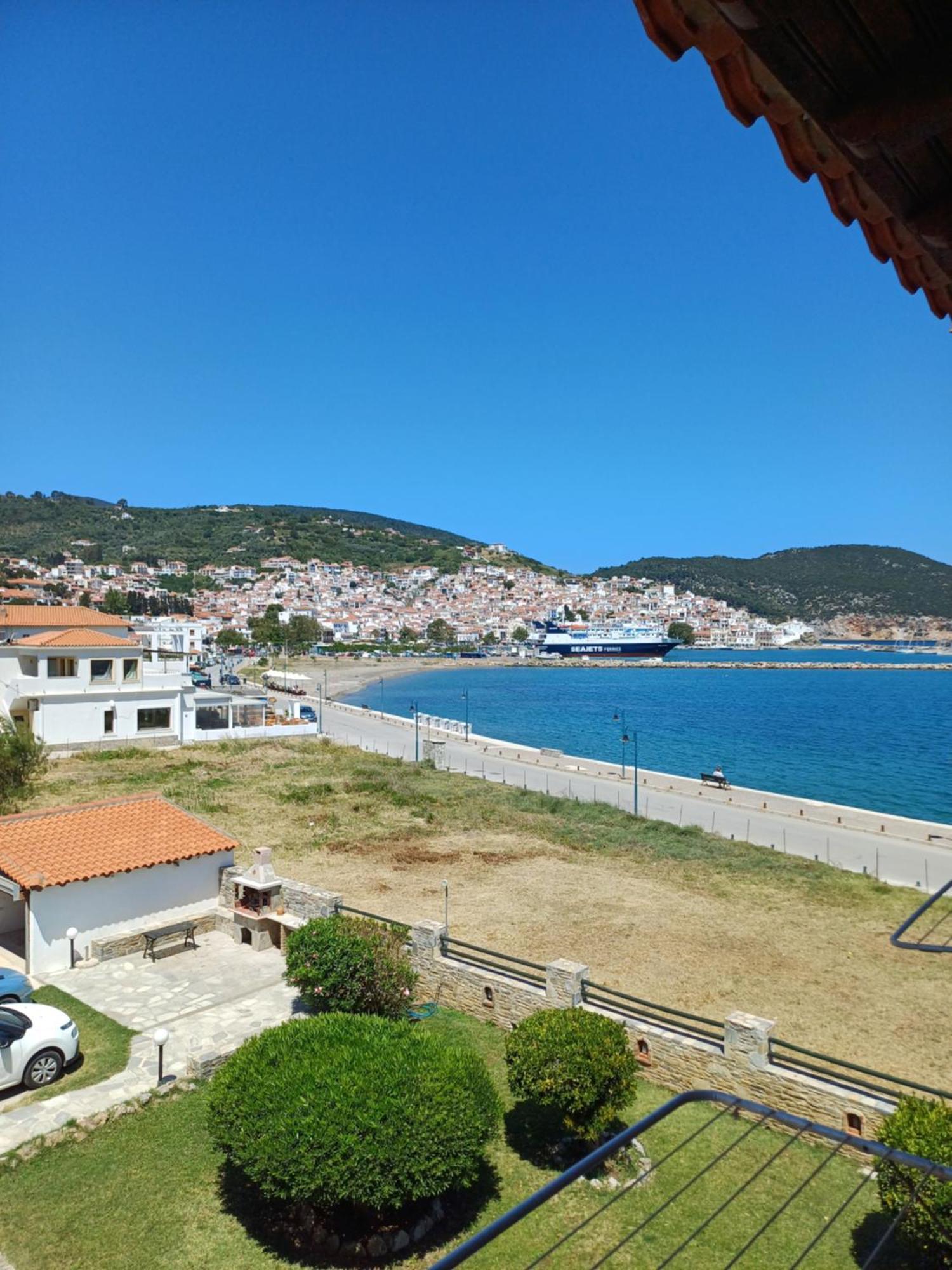 Nikolaos Studios Apartments Skopelos Town Exterior photo